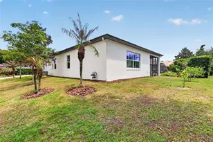 8237 Bridgeport Bay Cir, Mount Dora, FL 32757 - Photo 55