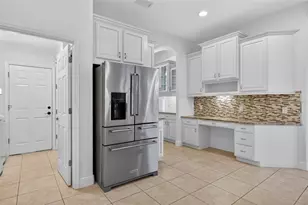 8237 Bridgeport Bay Cir, Mount Dora, FL 32757 - Photo 13