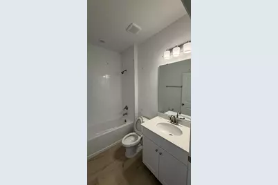 6205 Sanders Grove Circle, Okahumpka, FL 34762 - Photo 3
