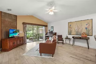 30429 Island Club Dr, Tavares, FL 32778 - Photo 7