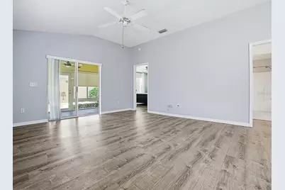 872 Winchester Court, The Villages, FL 32162 - Photo 9