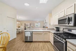 17300 SE 93rd Heyward Ave, The Villages, FL 32162 - Photo 17