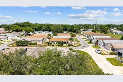 17300 SE 93rd Heyward Avenue, The Villages, FL 32162 - Photo 37