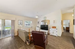 17300 SE 93rd Heyward Ave, The Villages, FL 32162 - Photo 9