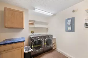 17300 SE 93rd Heyward Ave, The Villages, FL 32162 - Photo 29