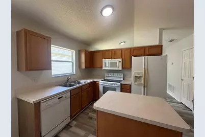 25335 Cranes Roost Circle, Leesburg, FL 34748 - Photo 15