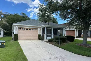 25335 Cranes Roost Cir, Leesburg, FL 34748 - Photo 3