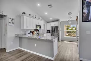 40610 E 4th Ave, Umatilla, FL 32784 - Photo 13