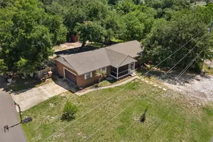 14407 Lake Junietta Dr, Tavares, FL 32778 - Photo 3