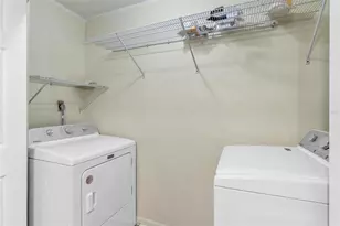 23202 Sandalwood Dr, Wildwood, FL 34785 - Photo 21