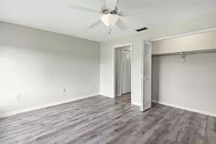 23202 Sandalwood Dr, Wildwood, FL 34785 - Photo 23