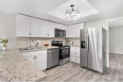 23202 Sandalwood Drive #202, Wildwood, FL 34785 - Photo 17