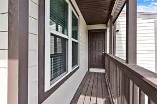 23202 Sandalwood Dr, Wildwood, FL 34785 - Photo 31