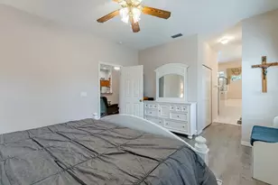 3370 St Lucia Ct, Tavares, FL 32778 - Photo 23