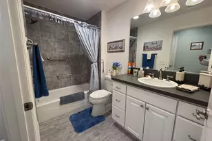 703 Royal Palm Ave, Lady Lake, FL 32159 - Photo 21