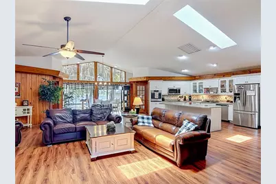43809 Sunset Dr, Paisley, FL 32767 - Photo 5