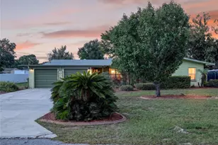 5216 Sydney Rd, Fruitland Park, FL 34731 - Photo 1