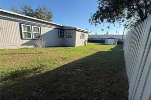 16715 SE 101st Ct Rd, Summerfield, FL 34491 - Photo 7