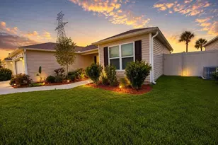 6743 Mary Loop, The Villages, FL 34762 - Photo 3