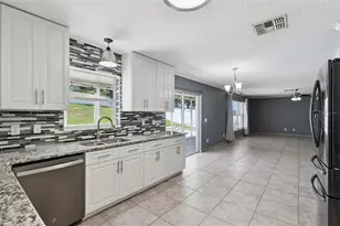 1804 Vale Dr, Clermont, FL 34711 - Photo 11