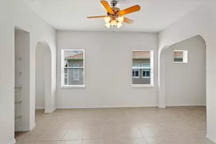124 Balmy Coast Rd, Groveland, FL 34736 - Photo 17