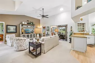 623 Juniper Way, Tavares, FL 32778 - Photo 5