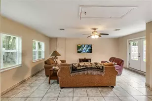 40140 Palm St, Lady Lake, FL 32159 - Photo 5