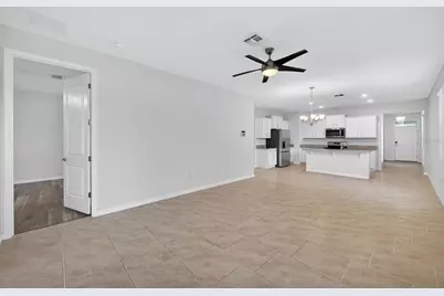 17386 Blazing Star Circle, Clermont, FL 34714 - Photo 5