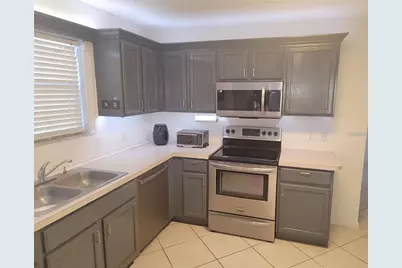 1033 Oak Forest Drive, The Villages, FL 32162 - Photo 5