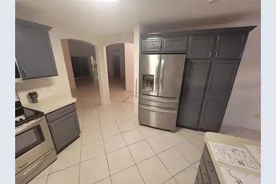 1033 Oak Forest Drive, The Villages, FL 32162 - Photo 9
