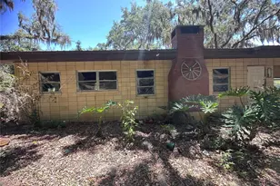9315 E Treasure Island Ave, Leesburg, FL 34788 - Photo 5