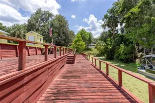 2472 Cr 447, Lake Panasoffkee, FL 33538 - Photo 49