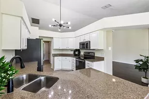 26234 Glen Eagle Dr, Leesburg, FL 34748 - Photo 15