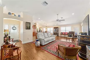 418 Flossmoor Ct, The Villages, FL 32162 - Photo 11