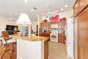 418 Flossmoor Ct, The Villages, FL 32162 - Photo 11