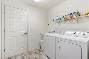 1101 Southern Sun Dr, The Villages, FL 32162 - Photo 21