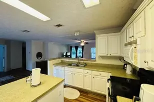 11817 SW 58th St, Webster, FL 33597 - Photo 7