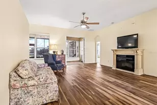 3538 Mulberry Grove Loop, Leesburg, FL 34748 - Photo 11