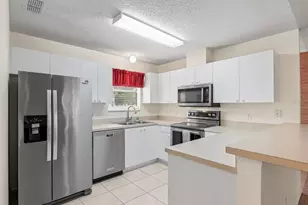 722 Camino Del Rey Dr, The Villages, FL 32159 - Photo 5