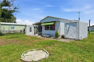 30107 Green Bay Dr, Tavares, FL 32778 - Photo 25