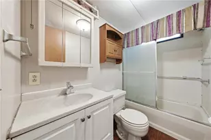 30107 Green Bay Dr, Tavares, FL 32778 - Photo 11
