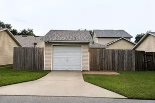 1004 Park Central Cir, Groveland, FL 34736 - Photo 1