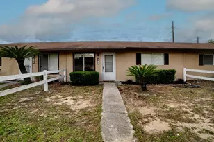 488 W Rosewood Ln, Tavares, FL 32778 - Photo 1