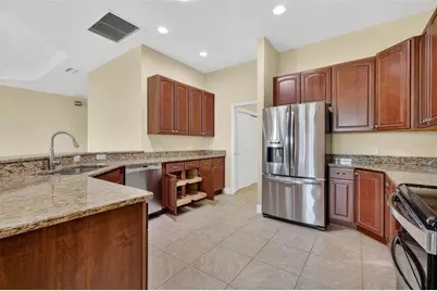 10131 Lake Miona Way, Oxford, FL 34484 - Photo 17