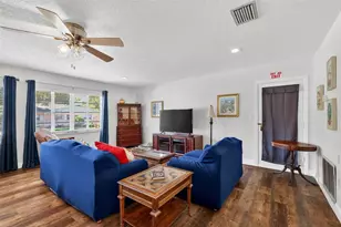 205 E 10th Ave, Mount Dora, FL 32757 - Photo 23