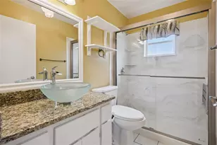 25904 Newcombe Cir, Leesburg, FL 34748 - Photo 31