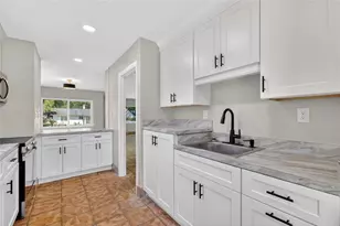 1012 N Baker St, Mount Dora, FL 32757 - Photo 25