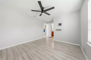 9243 Chandler Dr, Groveland, FL 34736 - Photo 43