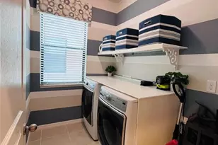 9243 Chandler Dr, Groveland, FL 34736 - Photo 9
