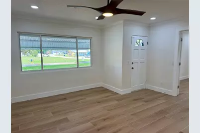 301 S Seminole Avenue, Minneola, FL 34715 - Photo 5